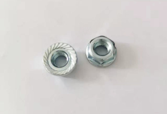 comprare Sfortuna galvanizzata del acciaio al carbonio seghettata per flangiare 4,8 grado matto DIN6923 online manufacture