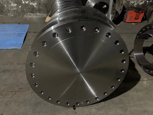ASTM A105N Flancia cieca in acciaio al carbonio forgiato con faccia sollevata come per ASME B16.5